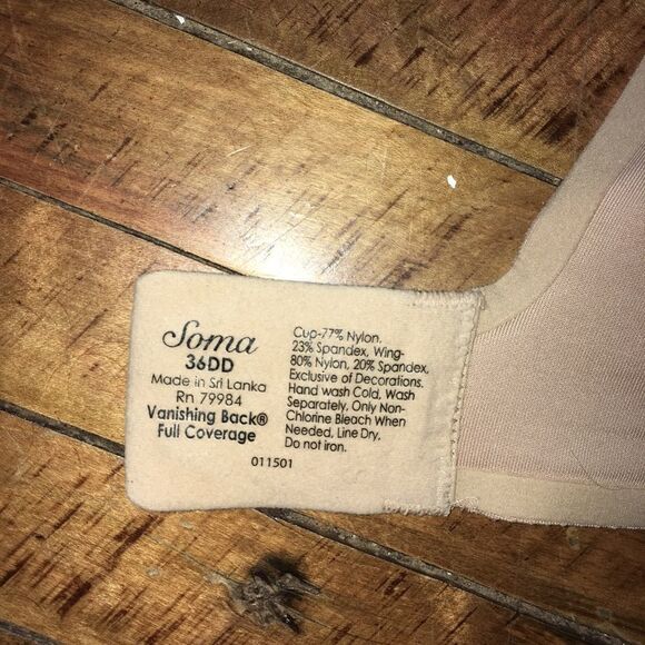 Soma nude Vanishing back full coverage 36DD bra - Picture 3 of 3